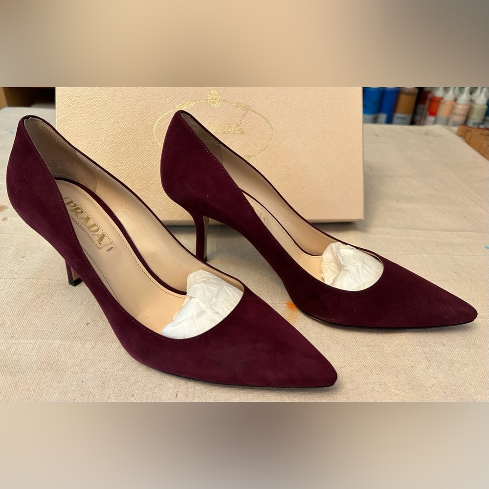 Prada Camoscio Pumps - Bordeaux Suede